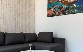 Lira Holiday Apartments